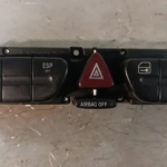 BOTÃO 4 PISCAS MERCEDES C220 W203 2038216258