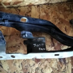 DOBRADIÇA DO CAPOT PEUGEOT 3008 09-14 - DIREITA