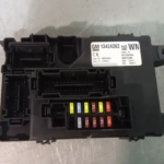 CAIXA DE FUSIVEIS / BSI OPEL CORSA D 06-14 13424262
