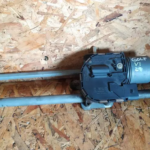 MOTOR / SISTEMA LIMPA VIDROS FRENTE VOLKSWAGEN GOLF VI 1K1955119E