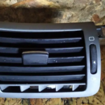 GRELHA / DIFUSOR DE AR DIREITO TABLIER PEUGEOT 407 9644589377