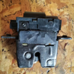 FECHO DA MALA / OCULO TRASEIRO RENAULT LAGUNA II GRANDTOUR 8200295641C