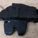 FECHO DA MALA PEUGEOT 308 I 08-13 9660403880