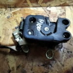 FECHO DA PORTA / MALA HYUNDAI H100 - FRENTE ESQUERDO