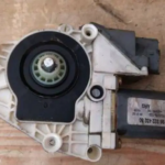 MOTOR DO ELEVADOR DE VIDRO PEUGEOT 607 - TRAS ESQUERDO