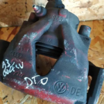 PINÇA DE TRAVÃO FRENTE VOLKSWAGEN GOLF IV AUDI A3 8L TDI - DIREITA