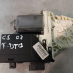 MOTOR DO ELEVADOR DE VIDROS CITROEN C5 01-04 - FRENTE DIREITO