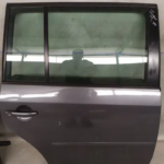 PORTA VOLKSWAGEN TOURAN I - 03-10 - TRAS DIREITA