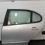 PORTA SEAT LEON / TOLEDO 1M 98-04 - TRAS ESQUERDA