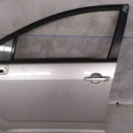 PORTA TOYOTA COROLLA VERSO AR10 04-08 - FRENTE ESQUERDA