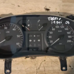 QUADRANTE / PAINEL DE INSTRUMENTOS RENAULT TRAFIC II / OPEL VIVARO 8200279062-B