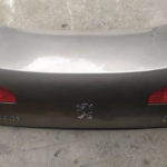 TAMPA DA MALA PEUGEOT 607