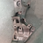SUPORTE / APOIO DO ALTERNADOR RENAULT MEGANE III / IV KANGOO 2 1.5DCI 8200669495