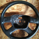VOLANTE EM PELE SKODA OCTAVIA II COM BOTÕES