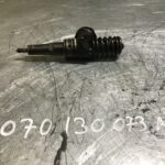 INJECTOR / INJETOR VOLKSWAGEN TRANSPORTER T5 / TOUAREG 2.5TDI 0414720228 070130073N