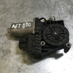 MOTOR DO ELEVADOR DO VIDRO AUDI A6 C5 97-05 - TRAS DIREITO 4B0959802B