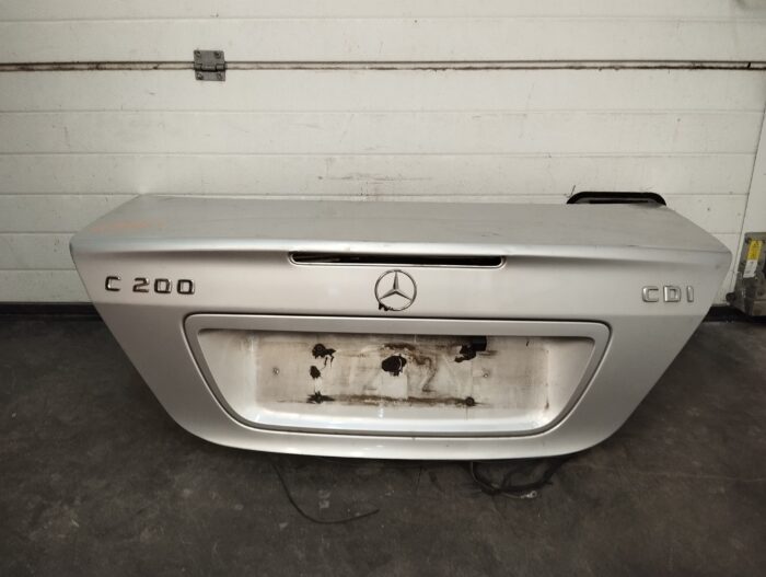 TAMPA DA MALA MERCEDES CLASSE C W203 - Image 1