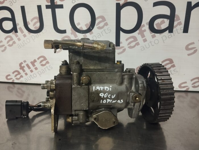 BOMBA INJECTORA / INJETORA AUDI A3 / VOLKSWAGEN GOLF IV / SEAT IBIZA / LEON 1.9TDI 90CV (10 PINOS) REF. 0460404984 038130107D - Image 1