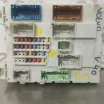 CAIXA DE FUSIVEIS VOLVO V40 REF. 31394964