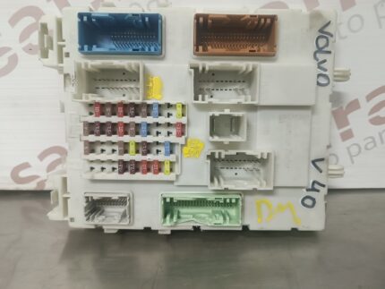 CAIXA DE FUSIVEIS VOLVO V40 REF. 31394964