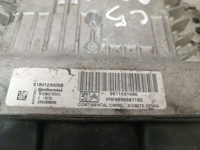UNIDADE / CENTRALINA DO MOTOR PEUGEOT 308 3008 508 5008 CITROEN C4 C5 PICASSO 1.6HDI REF. 9811651980 9666681180 SID807EVO S180123009B - Image 2