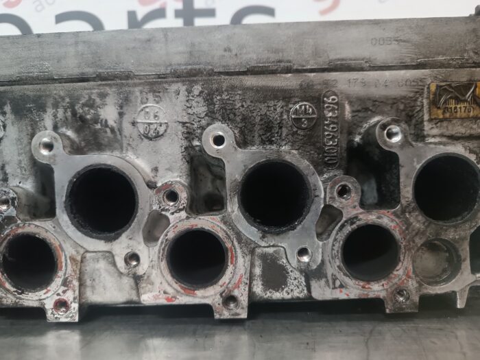 CABEÇA DO MOTOR PEUGEOT CITROEN 2.0HDI 8V 9634963010 - Image 3