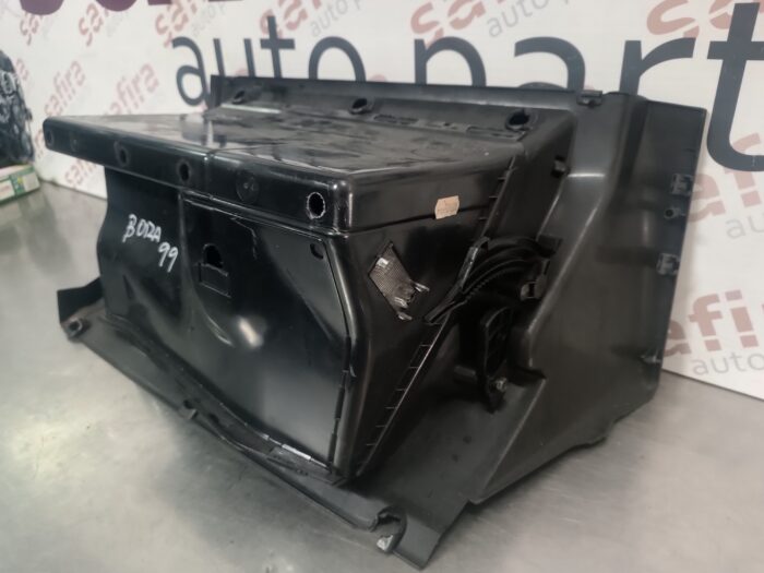 PORTA LUVAS VOLKSWAGEN GOLF IV / BORA - Image 4