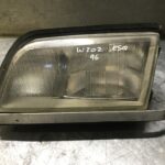 ÓTICA / FAROL MERCEDES CLASSE C W202 - ESQUERDO