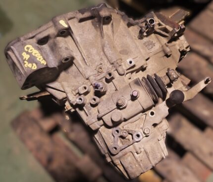 CAIXA DE VELOCIDADES TOYOTA COROLLA E10 E11 2.0D