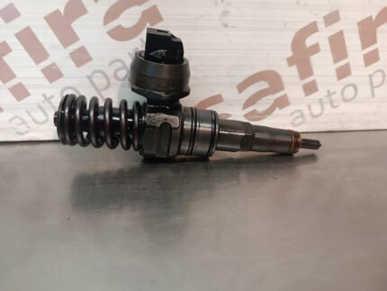INJECTOR / INJETOR INJECTOR-BOMBA VOLKSWAGEN GOLF V / AUDI A3 / SEAT LEON 1.9TDI 105CV 0414720015 PDB016 038130073AG