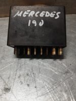 RELE / MODULO LIMPA VIDROS / PISCAS MERCEDES 190 200 W201 W124 REF: 2018210047 05898300