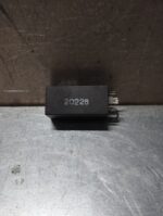 RELE / MODULO DO AC AUDI 80 90 100 REF: 443919578J - Image 2