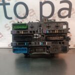 CAIXA DE FUSIVEIS OPEL ASTRA H 04-09 13268287 5DK008669-25
