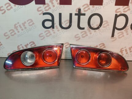 PAR DE FAROLINS DA MALA SEAT IBIZA 6L 02-08 (ESQUERDO + DIREITO)