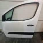 Porta Citroen Berlingo II B9 / Peugeot Partner 2008-2018 - Frente Esquerda