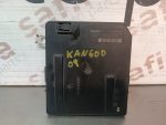 CAIXA DE FUSIVEIS USM RENAULT KANGOO 8200451902