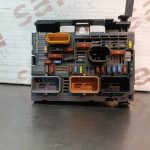 CAIXA DE FUSIVEIS PEUGEOT / CITROEN BSM R02 9667044980