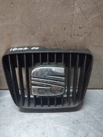 Grelha da Frente com Simbolo Seat Ibiza 6k2 99-01 6K0853654D