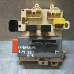 Caixa de Fusiveis Toyota Corolla E11 82641-12150