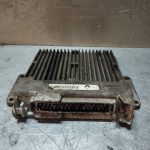 Centralina motor / ECU RENAULT Clio I 1.2i 7700104481