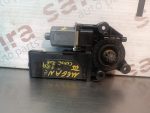 Motor Vidro Frente Esquerdo RENAULT MEGANE III 2011 - 0130822478  5556210200  807315834R  916821200  3F4JW931