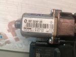 Motor Vidro Frente Direito RENAULT MEGANE III Coupé 2008-2016 -  807303972R  965369200  0130822478 - Image 2